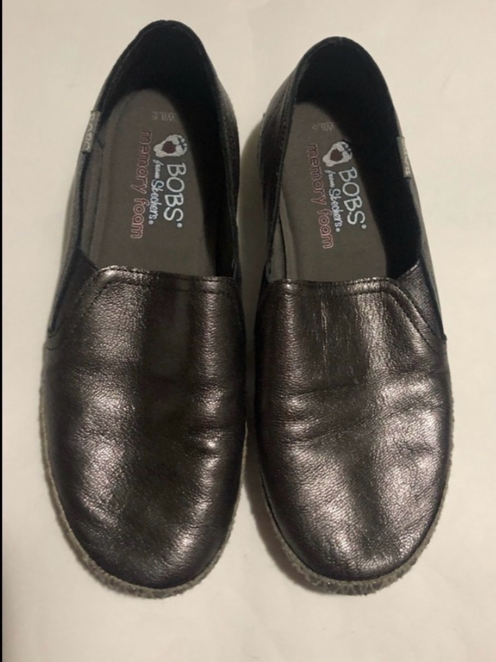 Women’s Skechers BOBS Slip on Shoes sz8.5